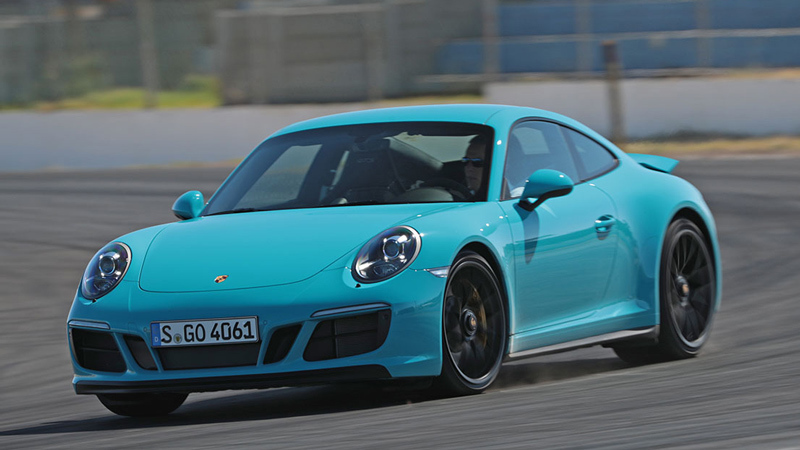 Porsche 911 GTS (2017)