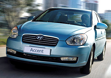 ganar latitud Bandido Hyundai Accent (2006) | Dos carrocerías y tres motores diferentes - km77.com