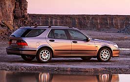 Saab 9-3 y 9-5 Gama (2001)