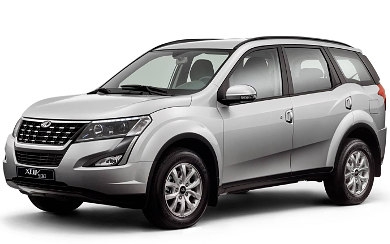 Foto Mahindra XUV500 FWD W6 (2019-2022)