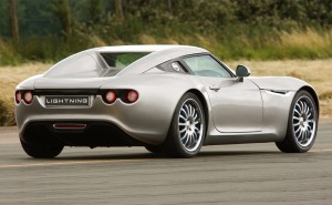 Lightning GT: un deportivo completamente eléctrico con cuatro motores y más de 600 CV.