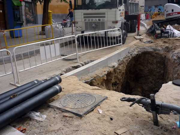 Calle de la Concepción Jerónima. Obras sobre lo nuevo.