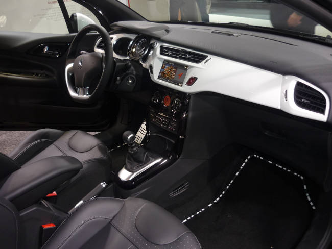 Citroën DS3. Ya se pueden hacer reservas por internet.