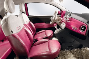 Prestigioso Discriminatorio Disparates Fiat 500 Pink, el coche de Barbie. En venta por 15.000 €. - Revista KM77