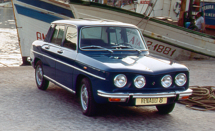 Renault 8