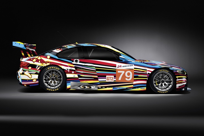 BMW M3 GT2 Jeff Koons. Lateral. 24 Horas de Le Mans