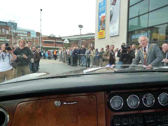 Jaguar XJ6 S1. 1968. Sir William Lyons. Alcalde de Coventry