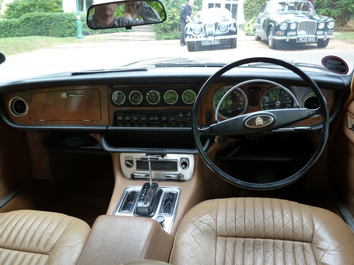 Jaguar XJ6 de Sir William Lyons. 1968. Asientos, salpicadero. 75 aniversario Jaguar