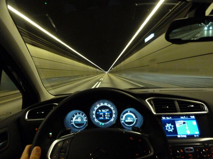 Citroen C4. Instrumentación. Luz gris.