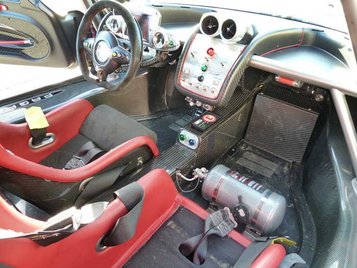 Habitáculo del Pagani Zonda R. 