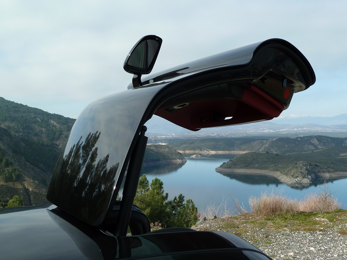 Mercedes-Benz SLS AMG Puerta derecha abierta