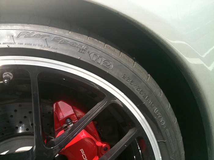 Porsche 911 GTS (997) con Michelin Pilot Sport PS2