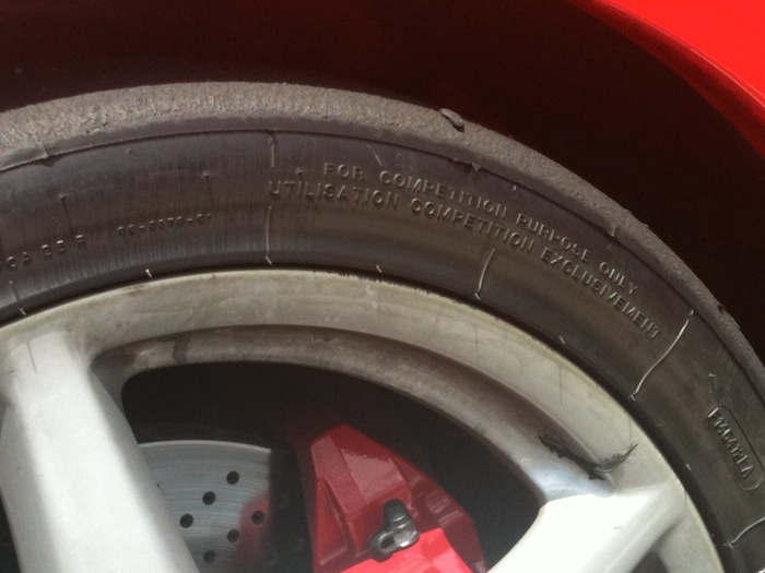 Neumatico Michelin Slick. For competition purpose only