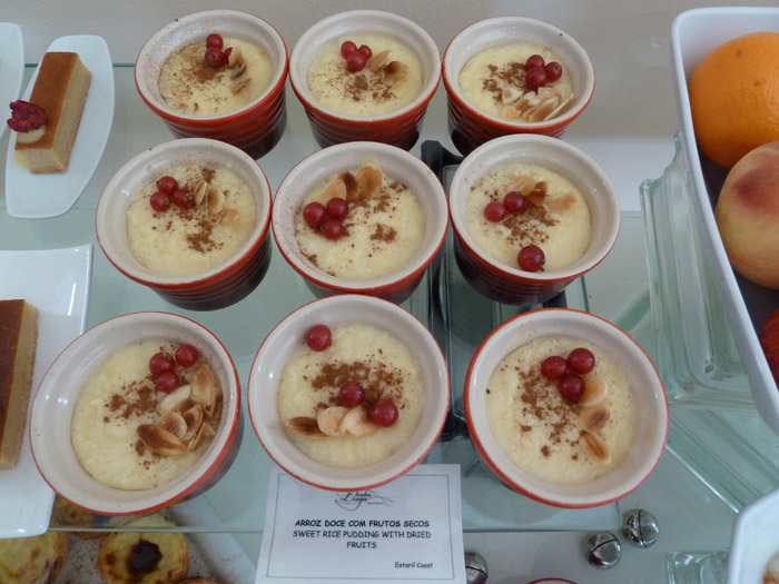 Dulces portugueses. Arroz dulce con frutos secos