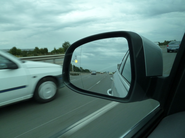 Ford Focus. Retrovisor