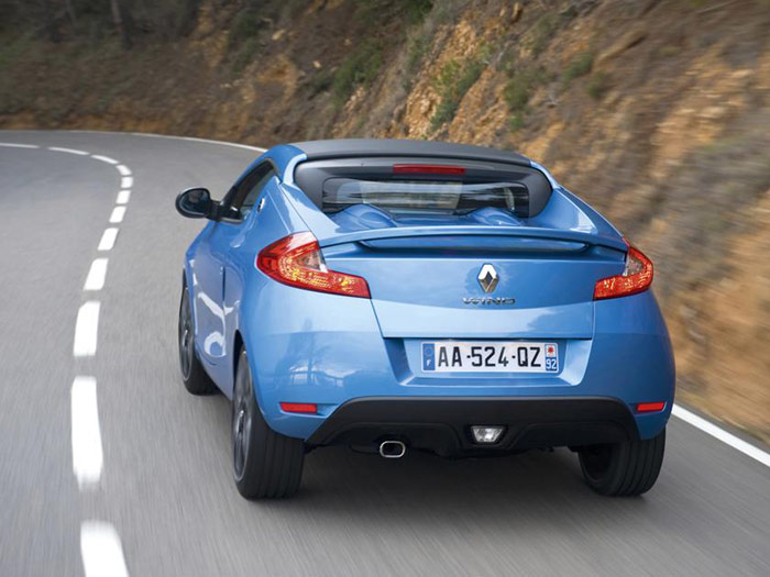 Renault Wind 1.6 16v. Posterior. Movimiento