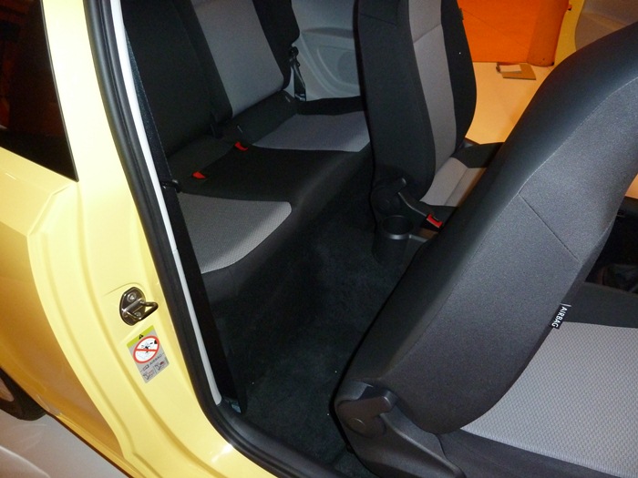 Seat Mii 3 puertas. Acceso a las plazas posteriores.
