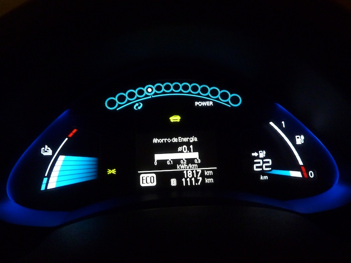 Nissan Leaf. En modo ECO. Recorrido 110 km. 0.1 kwh