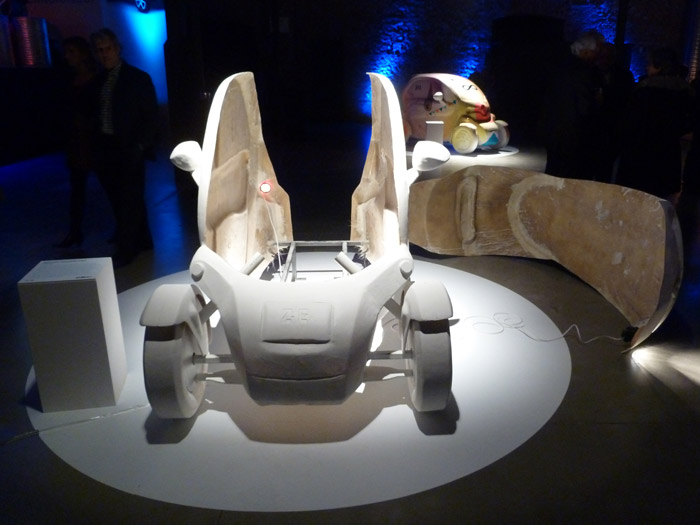 Renault Twizy. Exposición. Matadero de Madrid. Fibra de vidrio
