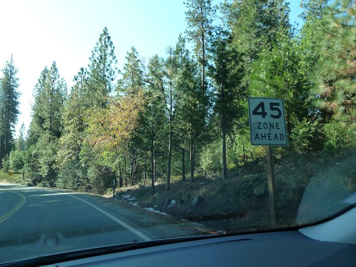 USA Zone Ahead 45. Límite de velocidad en EEUU