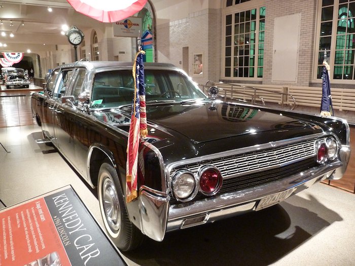 Frontal del coche Kennedy. Kennedy car.