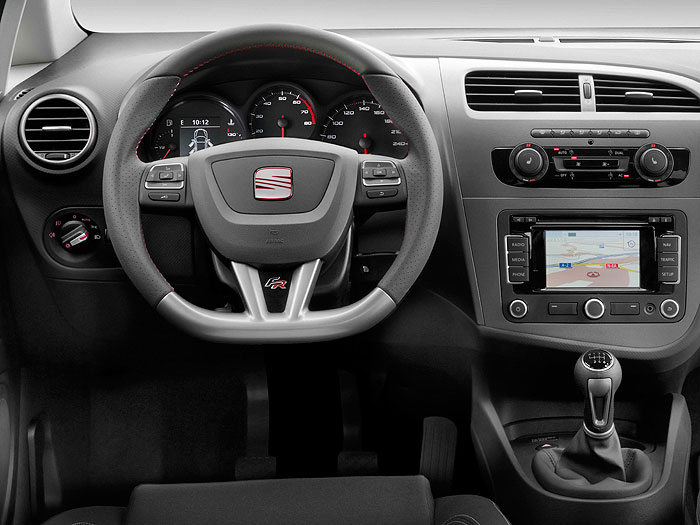 Seat León FR 2.0-TDi 170 CV. Salpicadero, instrumentación