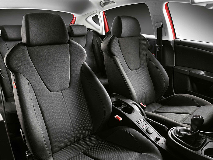Seat León FR 2.0-TDi 170 CV. Asientos deportivos