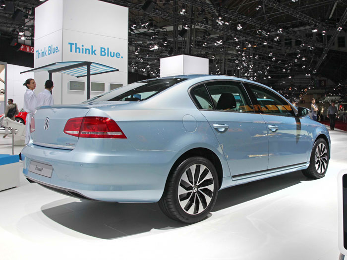 VW_Passat_BlueMotion_2