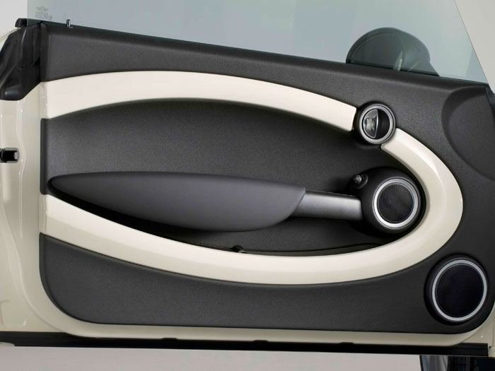 Mini Cooper Clubman SD 2.0d. Puerta delantera