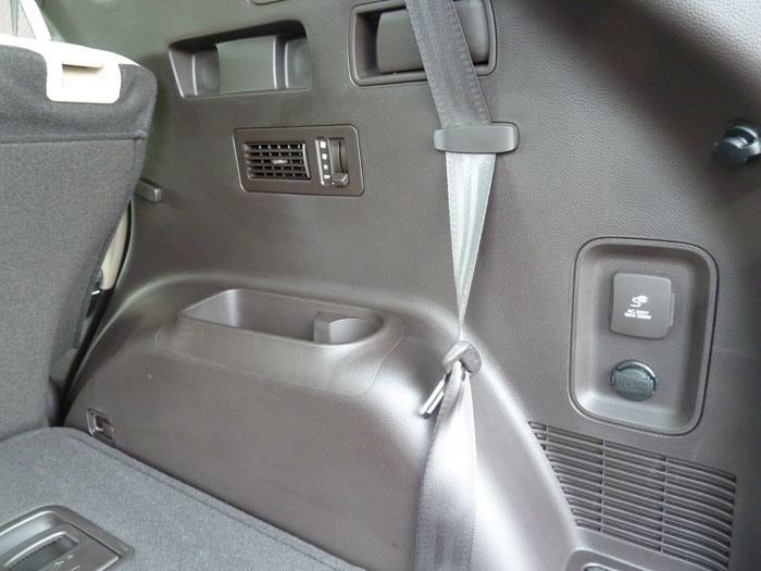Hyundai Santa Fe. Cinturón de seguridad para la tercera fila