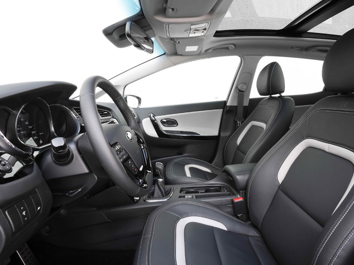 Kia cee’d 1.6-CRDi Eco-Dynamics Emotion. Interior, salpicadero, asientos, volante