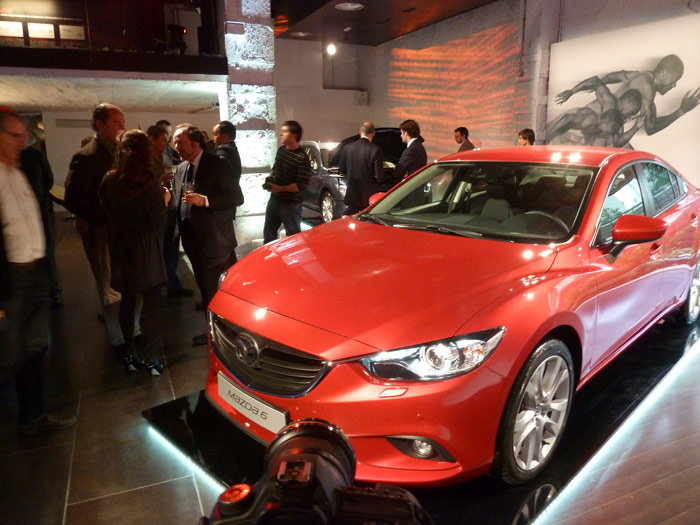 Mazda6. El Alma del Movimiento by Mazda
