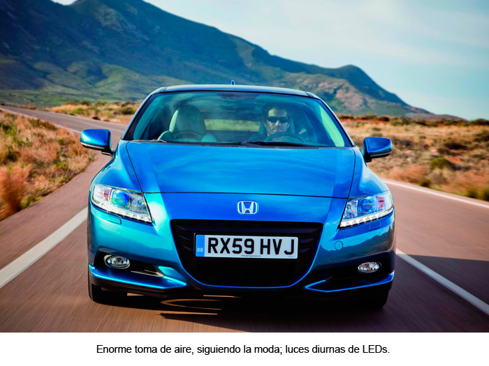 Honda CR-Z. Luces diurnas de LEDs.