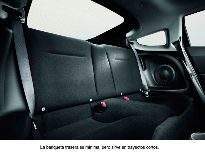 Honda CR-Z. Asientos traseros