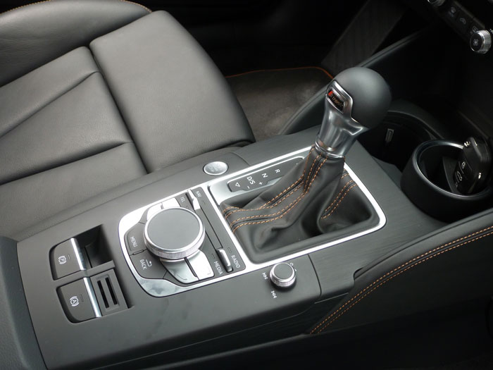 Audi A3 Sedan. 2013. Cambio automático S tronic