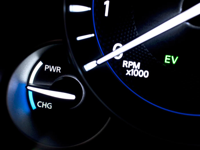 Infiniti M35h híbrido. Cuadro de instrumentación