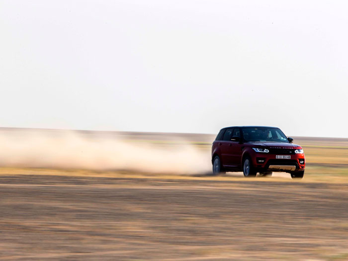 Land Rover Range Rover Sport. Desierto
