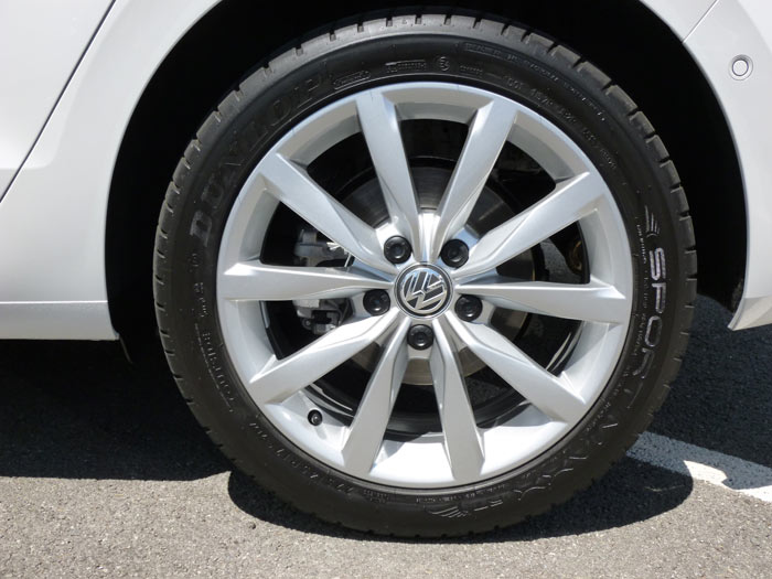 Volkswagen Golf Sportsvan 2014 Llantaa