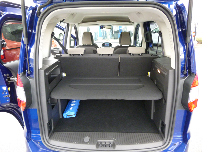 Ford tourneo Courier 2014. Maletero 