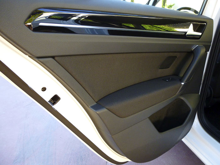 Volkswagen Golf Sportsvan. Puerta trasera.