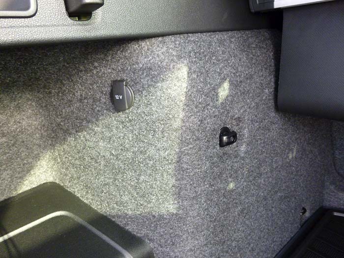 28-skoda-scout-2015-maletero