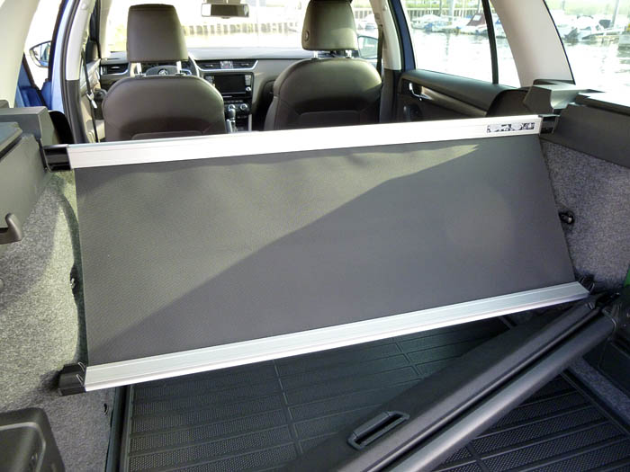 31-skoda-scout-2015-cortinilla-maletero