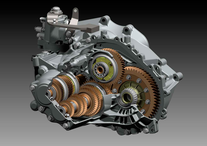 La nueva caja de cambios, pese a ser de dos ejes (el de arriba del todo es de la marcha atrás), resulta sumamente compacta.