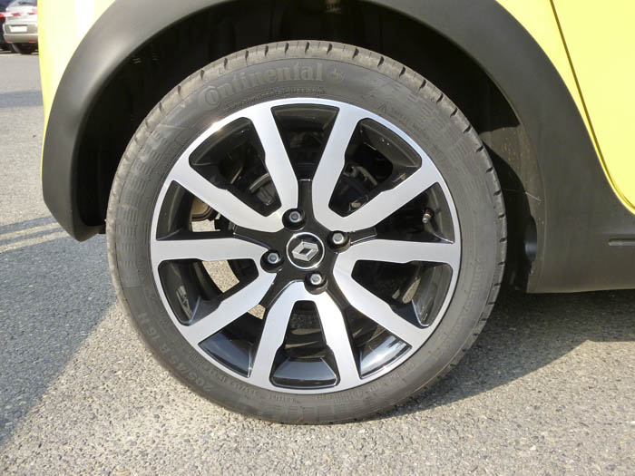 Renault Twingo 2015. Llanta de aleación