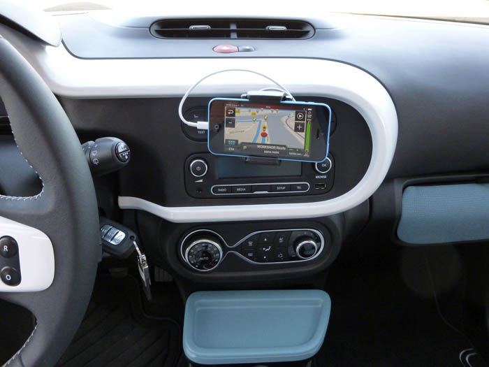 Renault Twingo 2015. Climatizador y R&GO