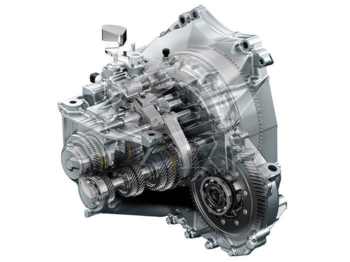 Caja de cambios manual de cinco marchas, de manejo suavísimo y muy preciso, con desarrollos muy largos, pero con los que el motor se atreve (apoyándose en el agradable manejo de esta caja, por supuesto).