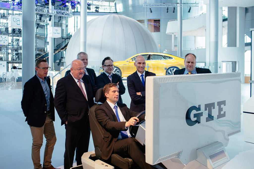 Gläserne Manufaktur eröffnet heute als neues Schaufenster für Elektromobilität und Digitalisierung