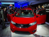 2015 Honda Fit Introduced at 2014 NAIAS