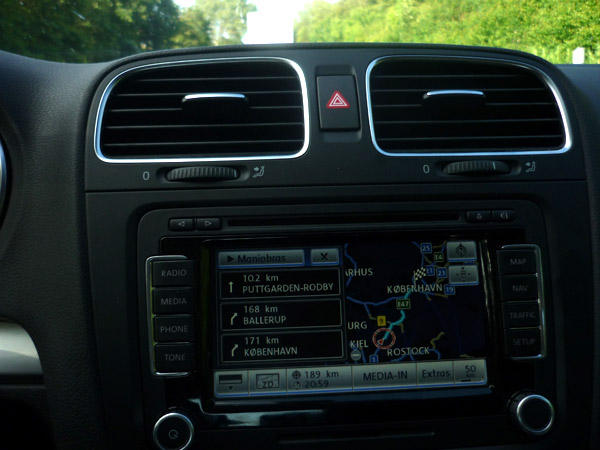 Volkswagen Golf. 100.000 km. Navegador. Destino Copenague. Volkswagen Golf. 100.000 km. Navegador. Destino Copenague.