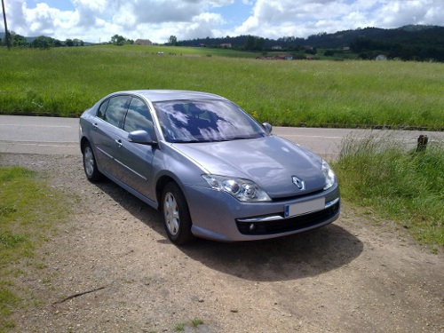 RENAULT LAGUNA 2.0 dCi EXPRESSIÓN TOMTOM